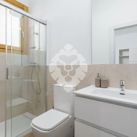 Apartment Piso Ideal Con 3 3 Banos Y Terraza *
